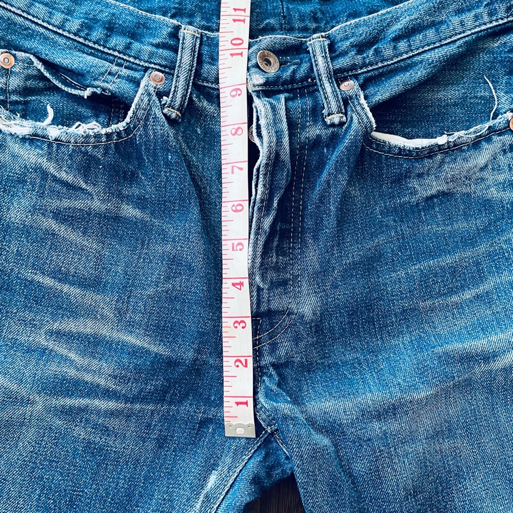 Chimala Distressed Cropped Blue Jeans - Picture 7 of 9